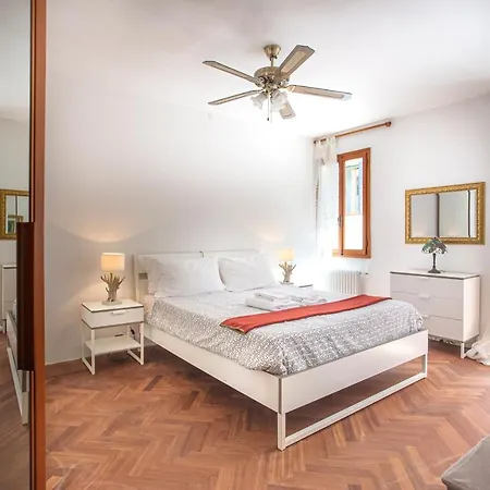 Apartment Near San Marco 7 Pax Wifi 2 Bedroom *